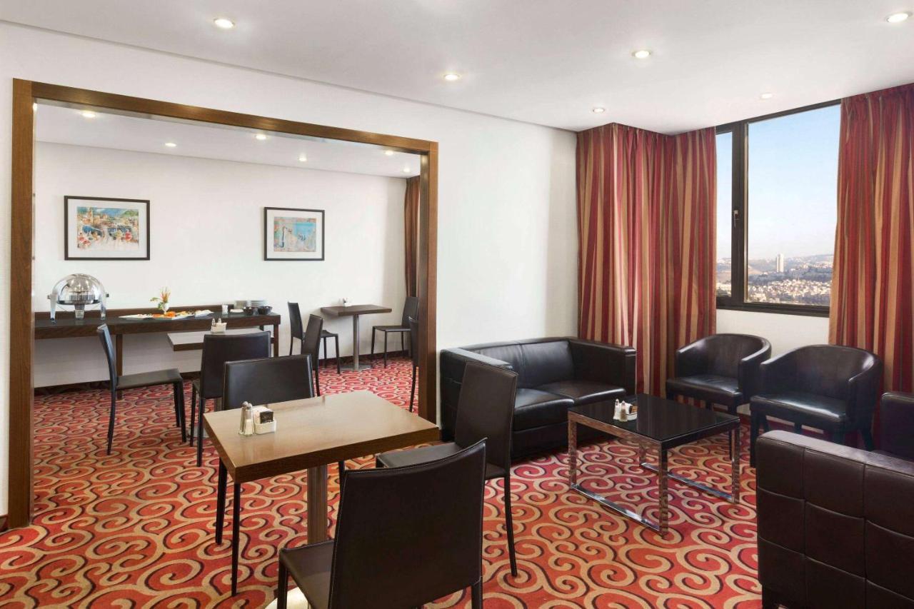 Ramada Jerusalem Hotel Exteriör bild
