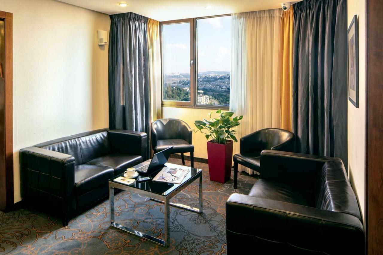 Ramada Jerusalem Hotel Exteriör bild